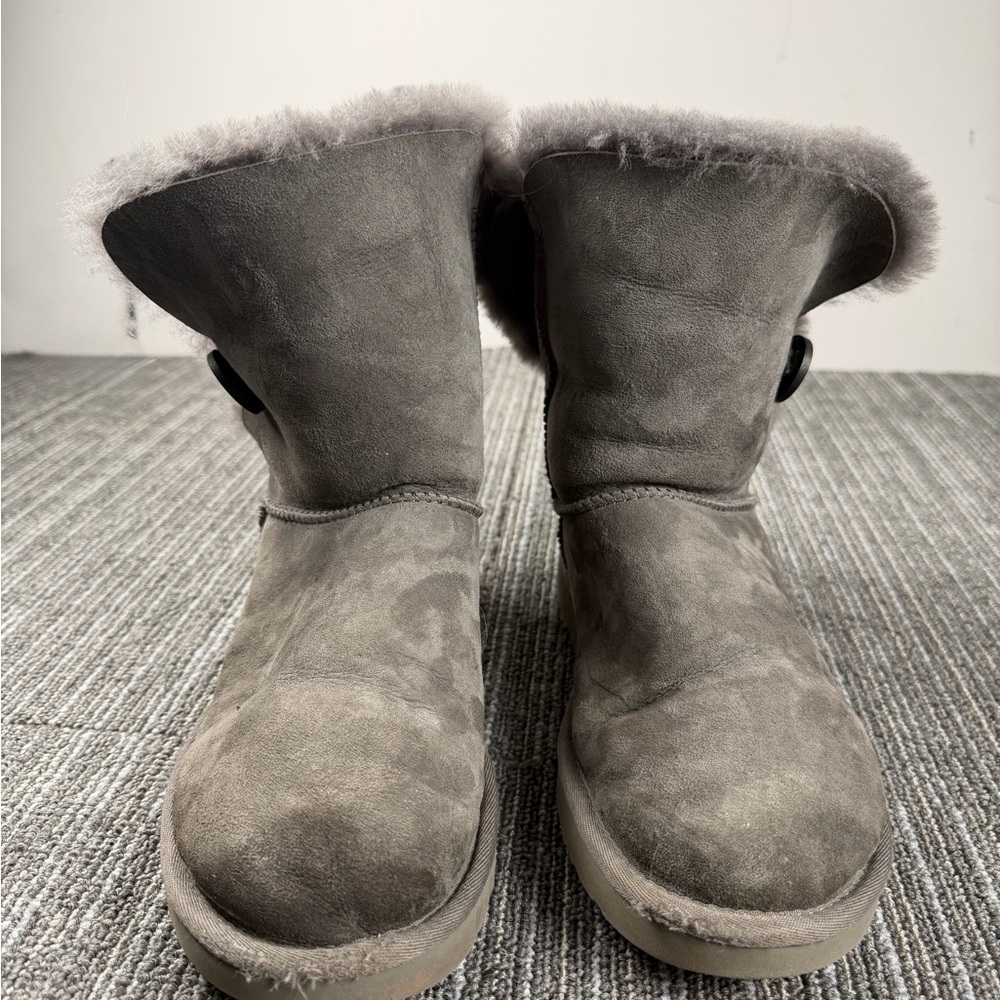 Ugg Gray Ugg Bailey Button Shearling Suede Boots … - image 1